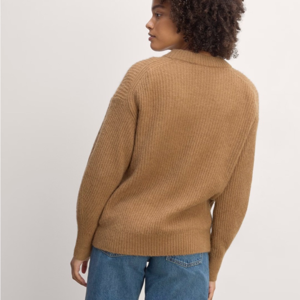 ✨SALE✨ Everlane Cocoon Crew Alpaca Sweater - Picture 9 of 9
